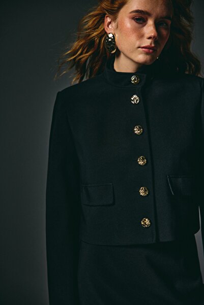 Sateen Buttoned Short Jacket - Black