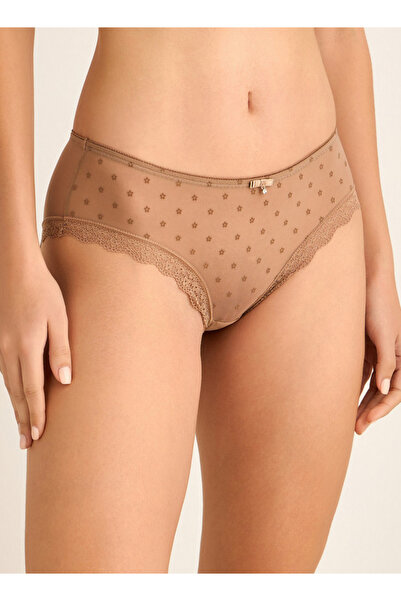 FAV سروال داخلي بتفاصيل من الشبك والدانتيل