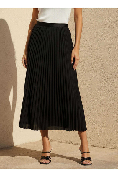 2Xtremz Maxi Pleated Skirt with Elasticated Waist