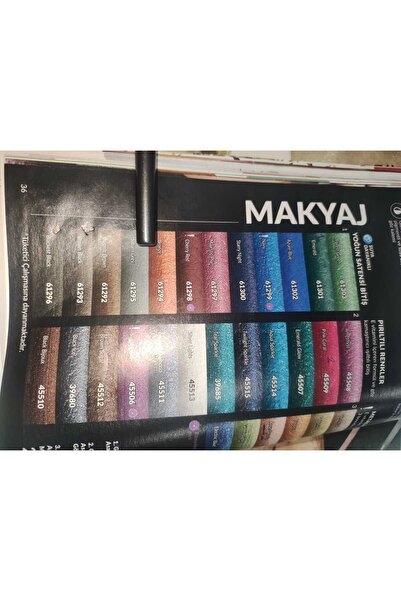 AVON Glimmerstick Asansörlü Göz Kalemi pırıltılı ve metalik renkler 1 adet fi...