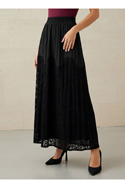 2Xtremz Maxi Lace Skirt with Elasticated Waist
