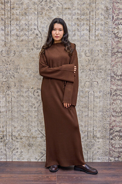 KÜÇÜĞÜM BUTİK Rochie lungă de tricotat maro