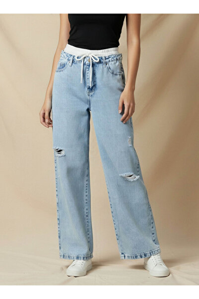 2Xtremz Jeans with Ripped Accent