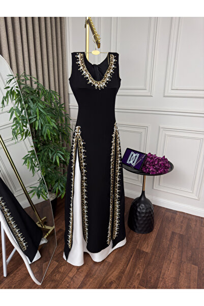 BTROON Barbie embroidered jalabiya