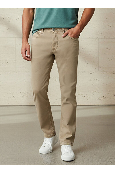 Lee Cooper Men Slim Fit Mid-Rise Jeans