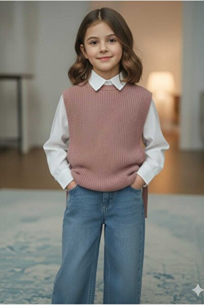 gnygiyim Girls' Holiday Three-Piece Set: Jeans, Knitwear, Sweater, and Shirt