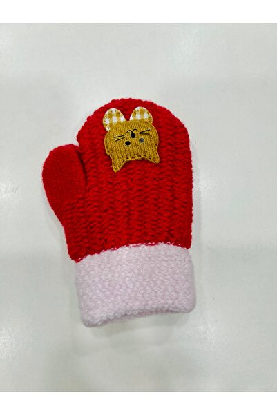 Kitti Gloves