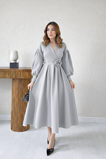 KHİ-ZAİ Women's Rose Detail Balloon Sleeve Double-Breasted Neckline Pleated S...