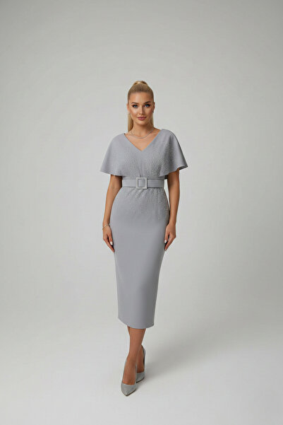 KHİ-ZAİ Women's Scuba Fabric Stone Detail Belted Evening Dress