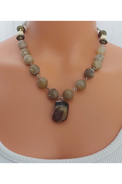 Nej Natural Stone Necklace