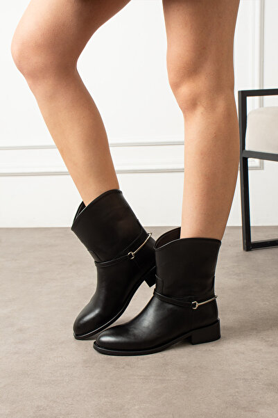 NİSABELLA BAMSİ 4 cm Siyah Özel Bot Kalıbımız