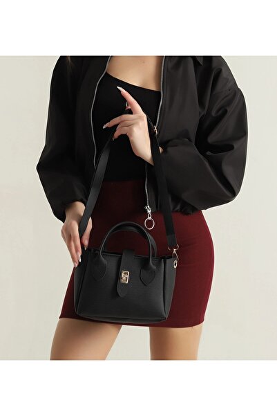 EZZY BLİSS Ezzybliss Women's Black Zippered Handbag with Shoulder Strap