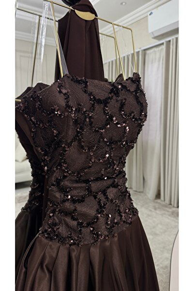 MAIN DRESS Sequin evening dress