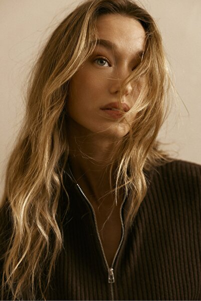 H&M Lastik Örgülü ve Yarım Fermuarlı Kazak