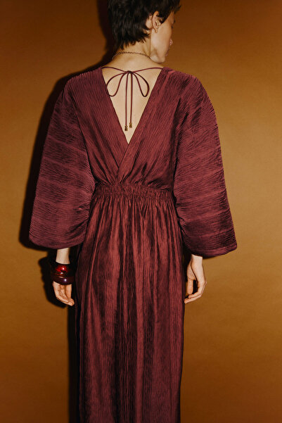 H&M V Yakalı Krinkle Elbise