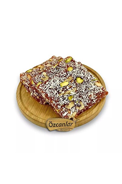 Özcanlar Kuruyemiş Mersi̇n Cocktail Cezerye (Leaf) 1 kg