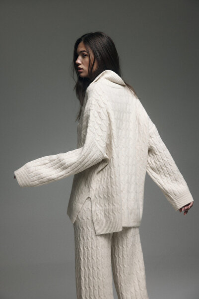 H&M Saç Örgüsü Kazak