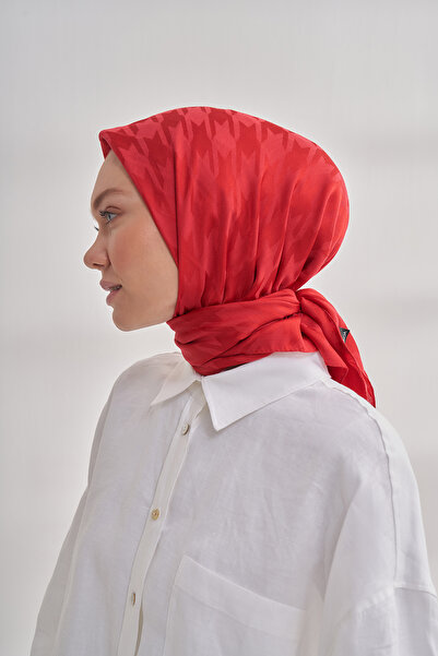 ARMANDA Italian Jacquard Hawk Eye Pattern Scarf - Red