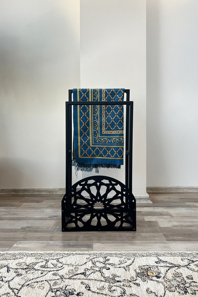 TASAGRAM Patterned Metal Prayer Rug Stand