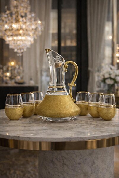 kısmet kristal طقم مياه مكون من 7 قطع مع تفاصيل مذهبة، يشمل 6 أكواب وإبريق أنيق