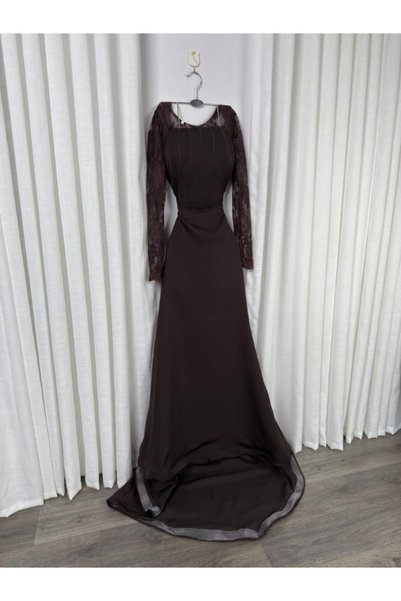 Elora Elora velvet dress with royal lace
