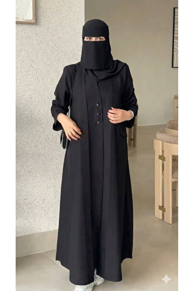 Jannat Layla's half-circle abaya, straight linen fabric