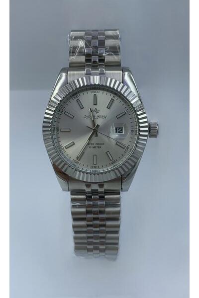 DIVAR JEEN A distinctive men's wristwatch with a classic and elegant design, ...