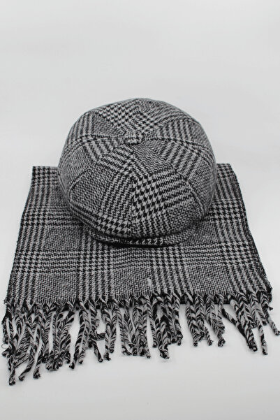 Hat Town British Style Plaid Men's Beanie & Scarf Set