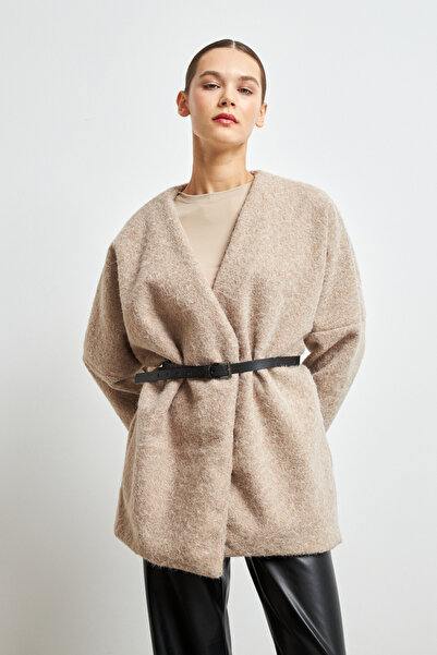 Ladima معطف نسائي كريمي اللون بحزام مطرز