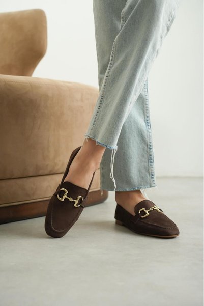 GNY AYAKKABI Spring Season Women's Brown Suede Loafer Ballet Flats - Stylish and Comfortable Daily Shoes with Gold Accessory Detail