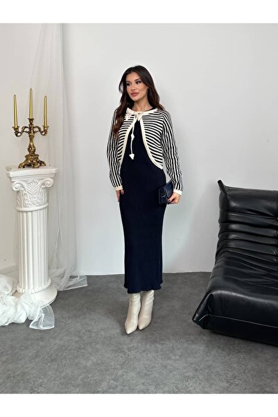 ikomteks Stripe Pattern Bowknot Knitwear Set