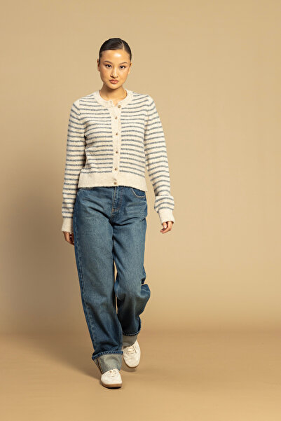 Nisan سترة محبوكة مخططة