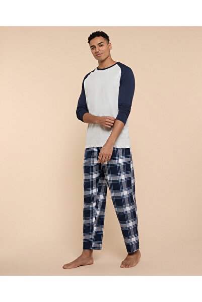 R&B Men Navy Blue Plaid Pyjama Set