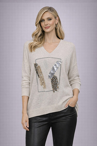günay boutıque V-Neck Printed Sequin Detailed Knitwear Blouse – Comfortable F...