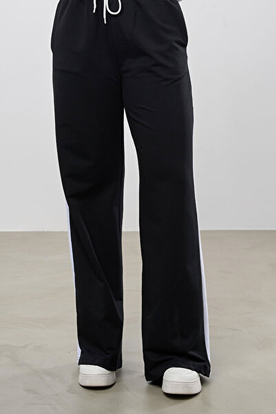 HANIQA White Stripe Sweatpants