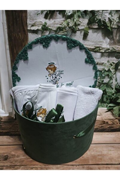 Inovius Trusou Botez cu 8 Piese in cutie de catifa brodata - Ingeras - TB810