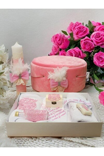 Inovius Πλήρες σετ με βαπτιστικό κοστούμι + κουτί για ρούχα + κερί - TB926