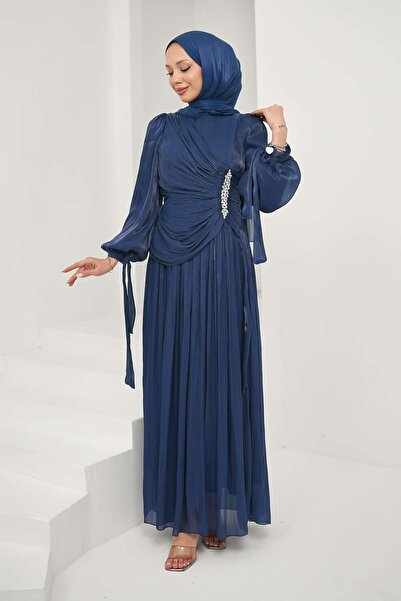 İmajButik Rochie de seară albastru bleumarin cu cu pietre aplicate mâneci leg...