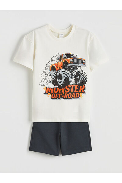 LC Waikiki مجموعة إلسيفا: طقم تي شيرت وشورت مطبوع للأولاد باللون البيج