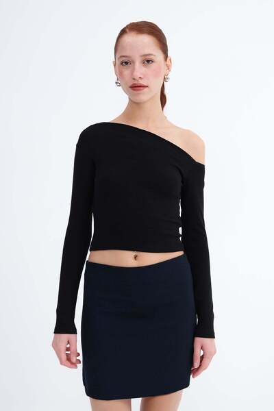 Addax Boat Neck Long Sleeve Blouse B1879