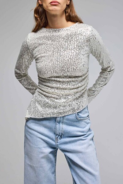 it's basic Women's Ecru Silver Color Sequin Detailed Lined Design Blouse