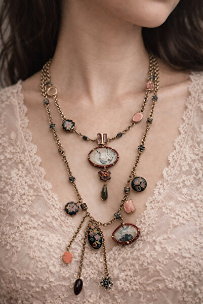 MIRADA JEWELRY Kuş ve Çiçek Desenli Çift Zincir Antik Charm Kolye