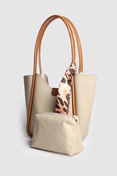 Store حقيبة كتف نسائية من الجلد موديل جولدن مع حقيبة مكياج وشال