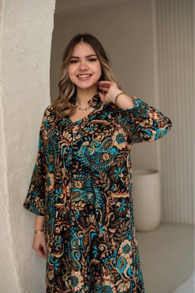 AFandina A jalabiya that steals the show before you even arrive. Wear a work ...