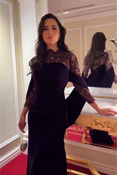 Ta Prince فستان سهرة طويل باللون الأسود بتصميم أنيق وناعم،