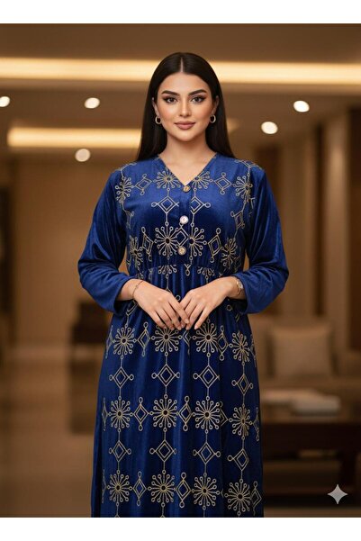 KALDE A velvet jalabiya with beautiful, elegant patterns.