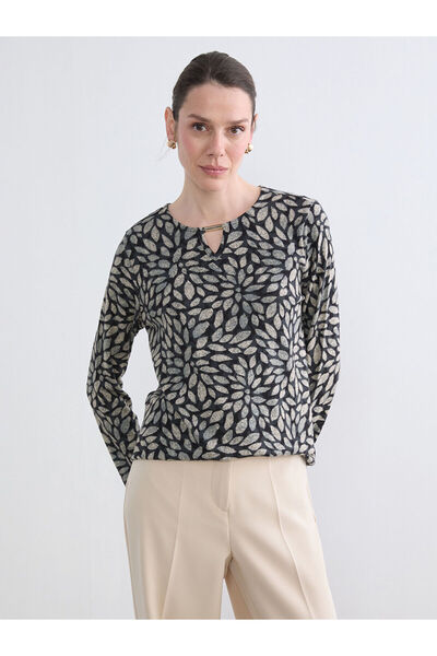 LC Waikiki بلوزة منقوشة بياقة الدراجة من أوزماركا للموسم الجديد