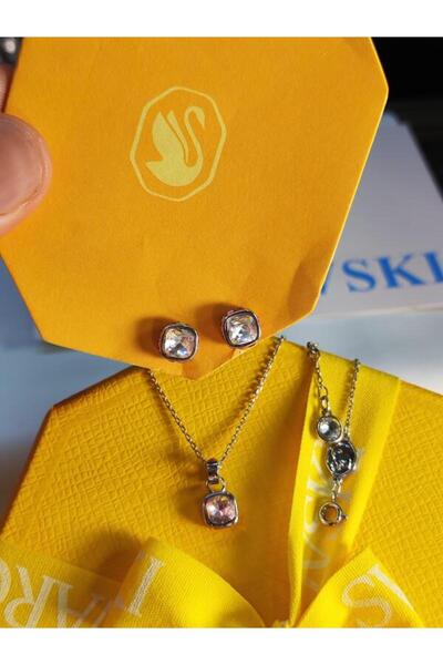 Generic Chains with earrings