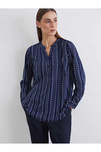 LC Waikiki Navy blue patterned blouse with open neck from plus-store