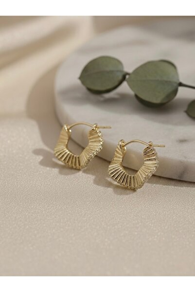 shesra Mengüer 14 Ayar Altın Kaplama Zirkon Taşlı Pileli Midye Halka Küpe (22...